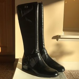 Etienne Aigner Black Boots